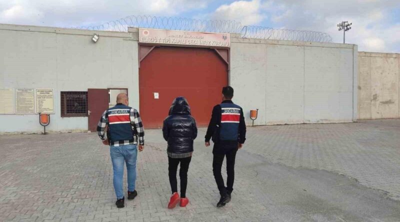 Bingöl'de Jandarma Operasyonu: 3 Şüpheli Yakalandı, Uyuşturucu ve Silahlar Ele Getirildi 1