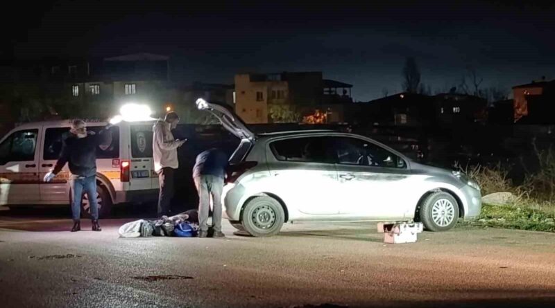 Bursa'da Bir Kadın Araçta Başından Vurularak Hayatını Kaybetti 1