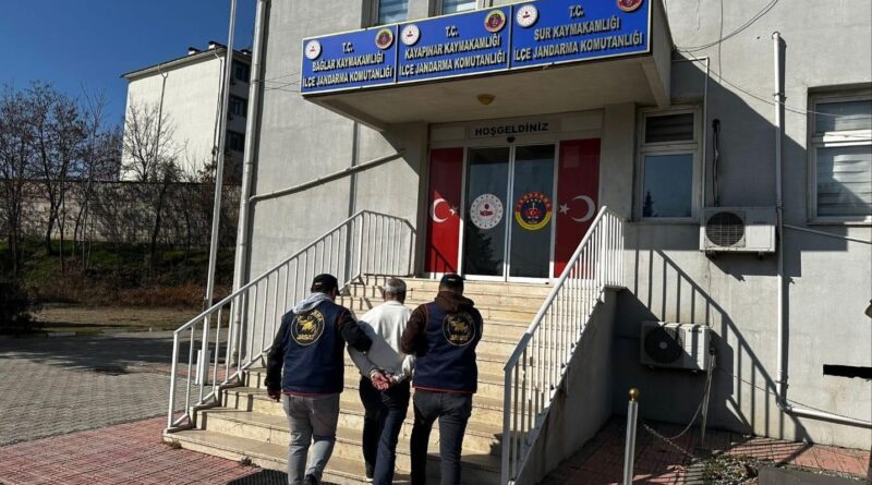Diyarbakır'da Uyuşturucu Ticaretinden Hapis Cezası bulunan A.K. Yakalandı 1
