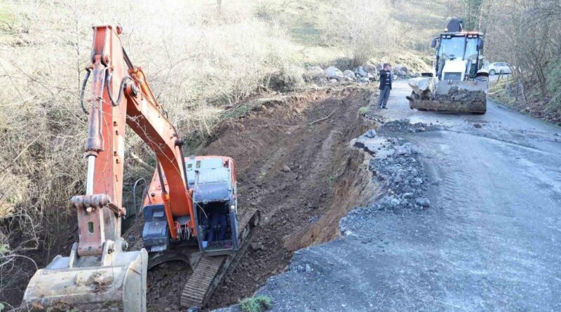 Düzce'de Saçmalıpınar Heyelanından Sonra Ulaşım Tedbirleri 1
