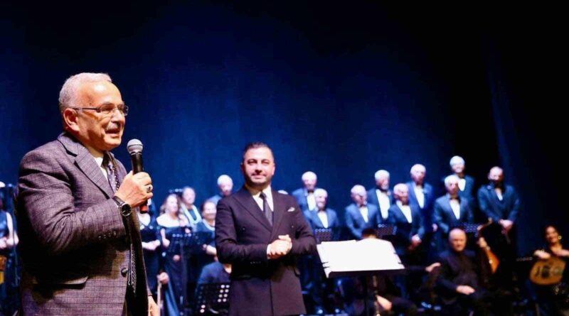 Engin Candan Türk Müziği Topluluğu Ordu'da Unutulmaz Konser Verdi 1