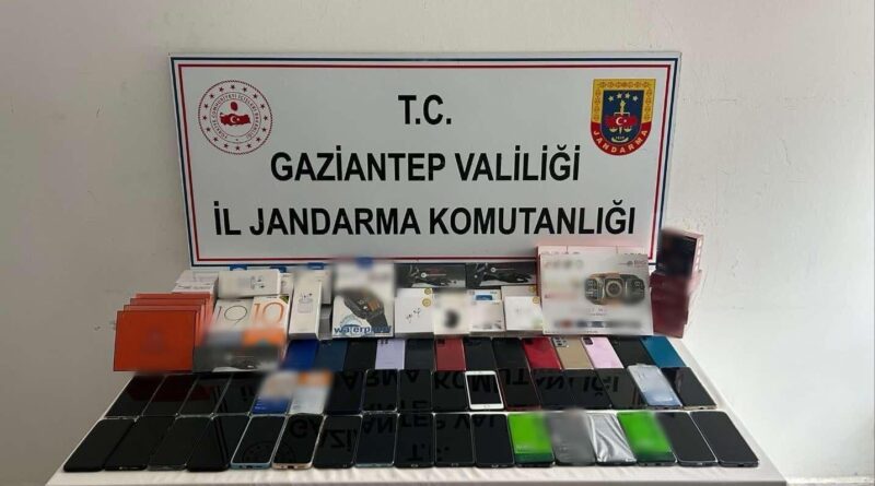 Gaziantep'te Jandarma Operasyonu Sonucu 1 Milyon 250 Bin TL Değerinde Kaçakçılık Malzemesi Ele Getirildi 1
