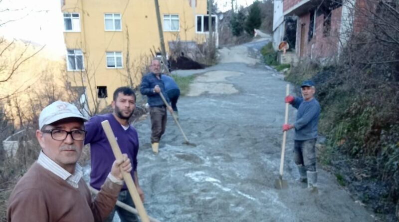 Giresun'un Görele İlçesinde Devlet ve Vatandaş İşbirliğiyle Yol Yapımı Tamamlanıyor 1
