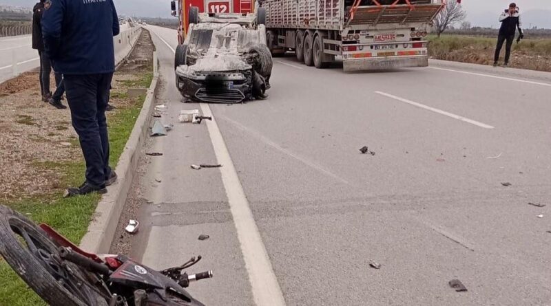 Hatay'ın Hassa İlçesinde Trafik Kazasında 2 Sürücü Yaralandı 1