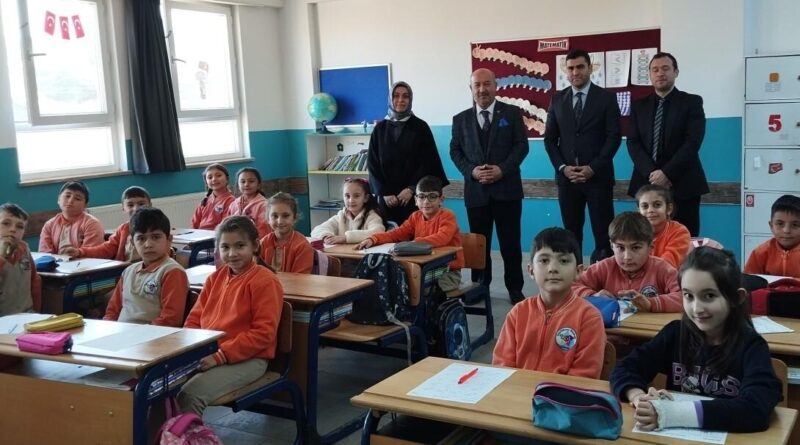 Kütahya Millî Eğitim Müdürü Hasan Başyiğit Seyitömer İlkokulunu Ziyaret Etti 1