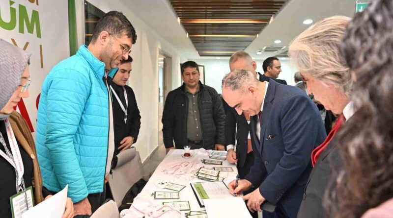 Manisa, Bağcılığın Yol Haritası Çalıştayı ile Sürdürülebilirlik ve Yenilikçilik Üzerine Odaklandı 1