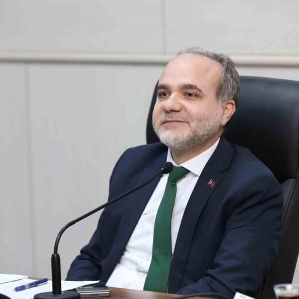 Niğde Ömer Halisdemir Üniversitesi Rektörü basın toplantısında üniversitenin başarıları hakkında konuştu.-2