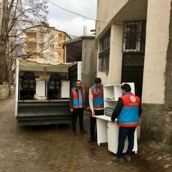 Öğrencilere eğitim desteği sunan 'Birlikten Geleceğe Projesi'-1