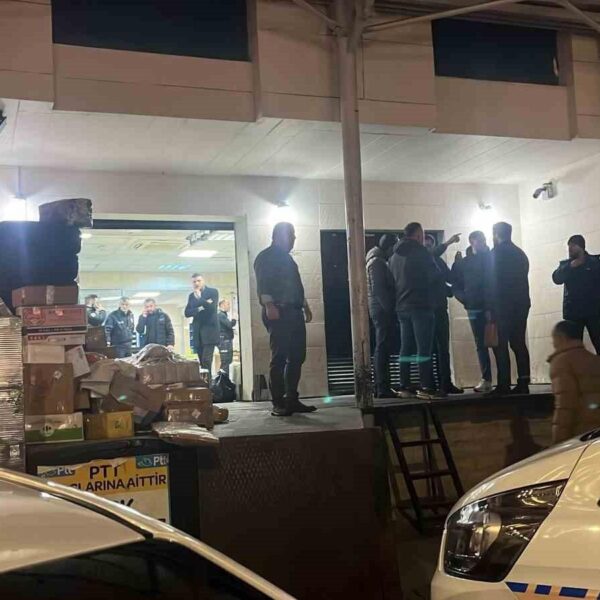 PTT binasına yapılan saldırıda hayatını kaybeden iki görevli-1