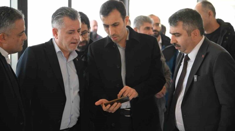 Yıldırım Belediye Başkanı Oktay Yılmaz, Selçukbey Mahallesi'nde Dr. Sadık Ahmet Gençlik ve Spor Merkezi'ni Ziyaret Etti ve Mahalle Sakinleriyle Buluştu 1