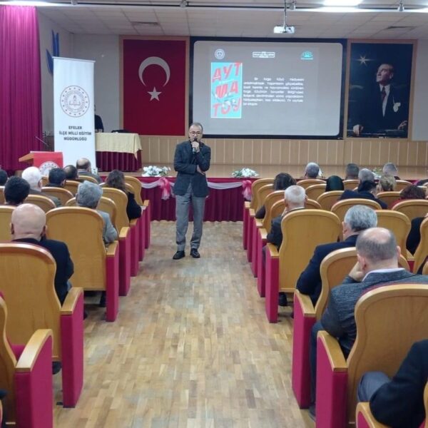 Yöneticiler Okuyor projesinin ikinci toplantısı-3