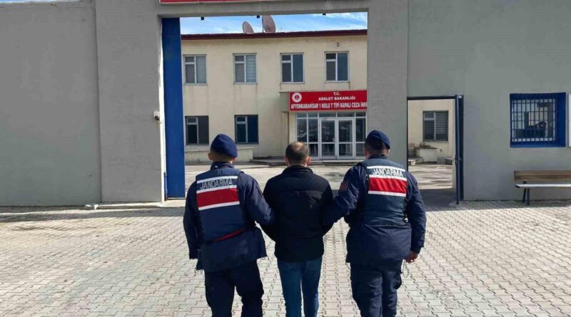 Afyonkarahisar'da 3 Yıl 9 Ay Hapis Cezası Olan M.R.A. Yakalandı ve Cezaevine Gönderildi 1