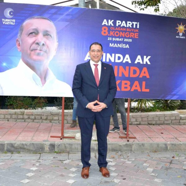 AK Parti Manisa İl Başkanı Süleyman Turgut basın toplantısında-1