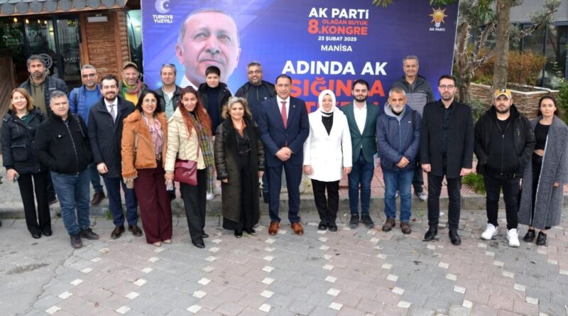 AK Parti Manisa İl Başkanı Süleyman Turgut, CHP'li Belediye Başkanı Ferdi Zeyrek ile Manisa için İş Birliği Vadetti 1