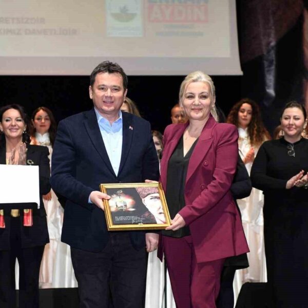 Antakya Medeniyetler Korosu'nun deprem anısına verdiği konser-1