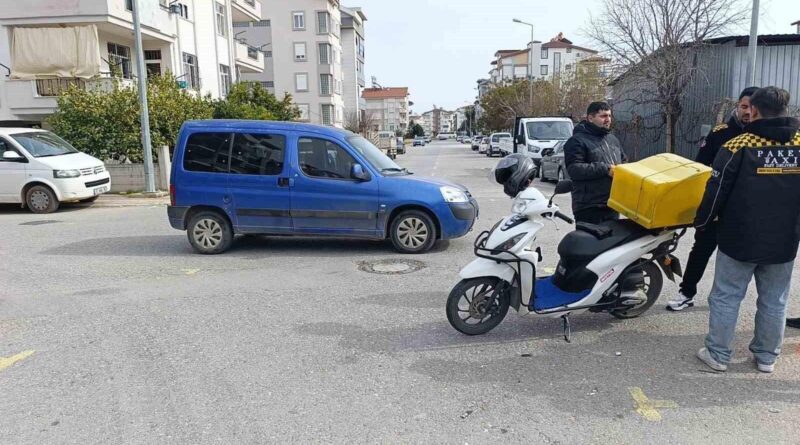 Antalya Manavgat'ta Motosiklet-Araç Çarpışması, Sürücü Yaralandı 1