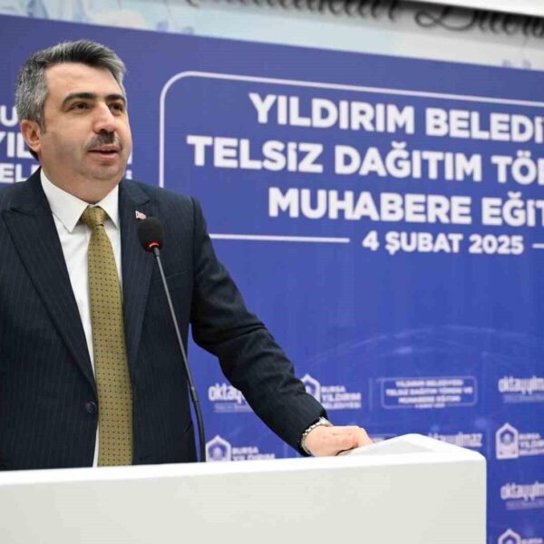 Arama kurtarma ekibi muhabere eğitimi alıyor.-2
