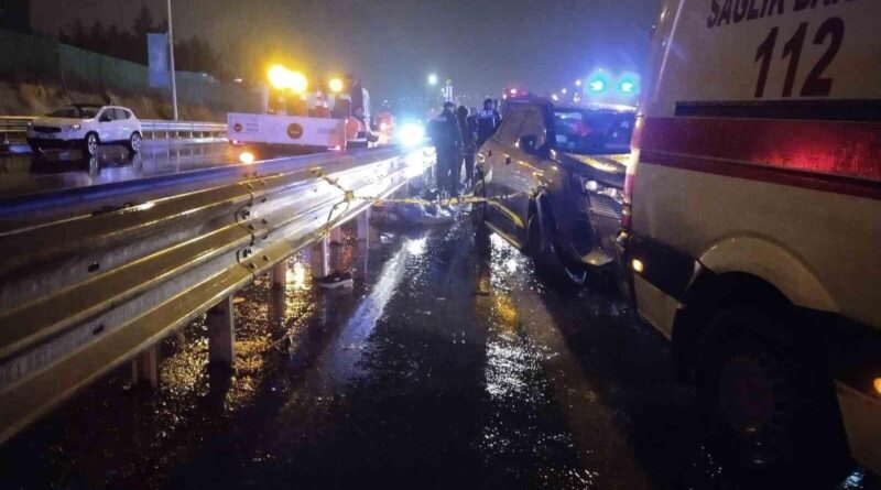 Ataşehir'de 6 Araçla Çarpışan Kazada Bir Ölüm, 2 Yaralı 1