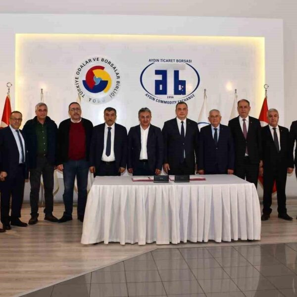 Aydın Ticaret Borsası ve Iğdır Ticaret Borsası yetkilileri protokol imza töreninde-1