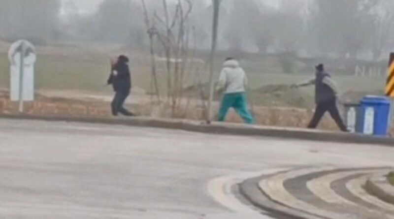 Bolu'da Ev Sahibi, Kiracıya Silahla Saldırıp Yaraladı: Görüntüler Ortaya Çıktı! 1