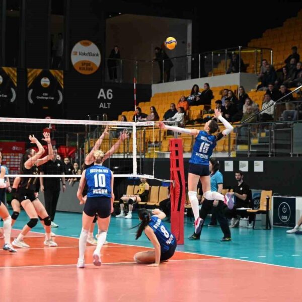 Bozüyük Kadın Voleybol Takımı-1