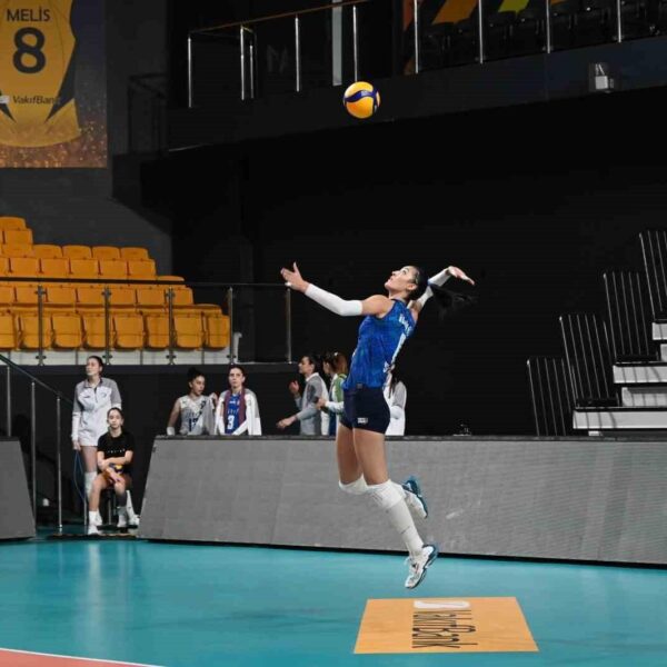 Bozüyük Kadın Voleybol Takımı-3