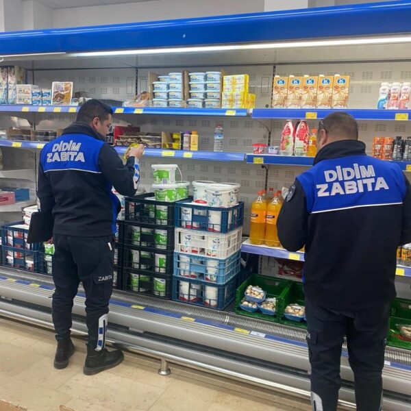 Didim Belediyesi Zabıta Ekiplerinin Zincir Marketlerde Denetimi-3