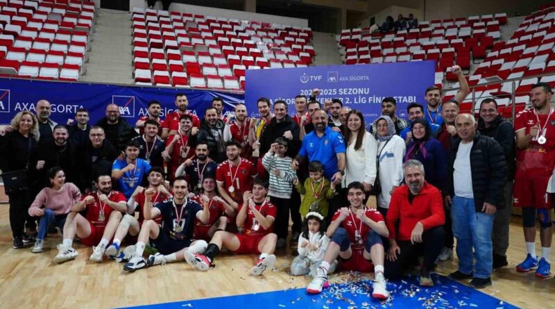 Düzce Belediyesi Spor Akademisi Voleybol Takımı Erkekler Voleybol 1. Lig'e Yükseldi 1