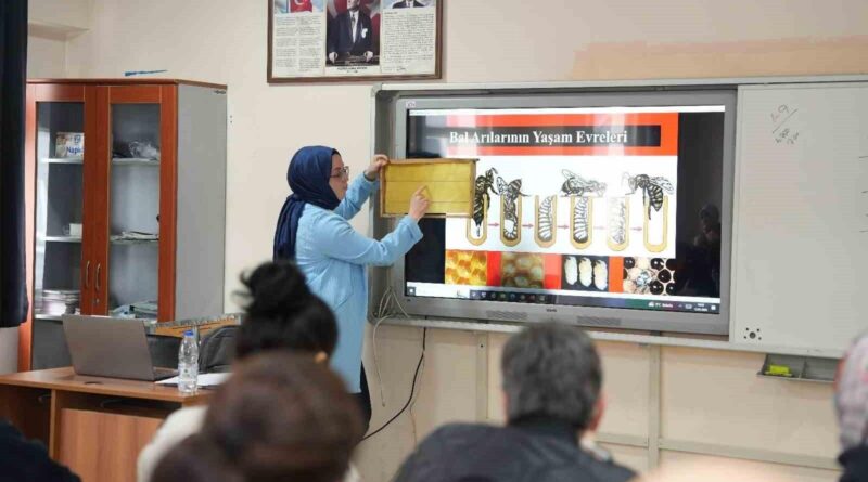 Düzce'de Kadınlar İçin Arıcılık Eğitimi 1