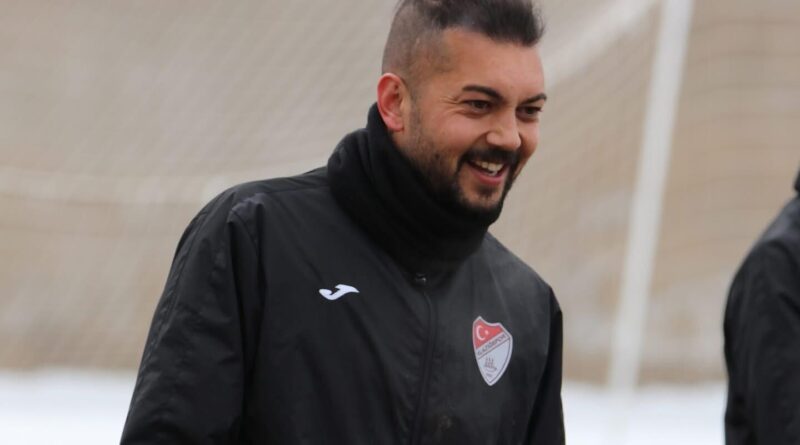 Elazığspor Kaptanı Beykan Şimşek Vanspor'a Karşı İki Devrede Parladı 1