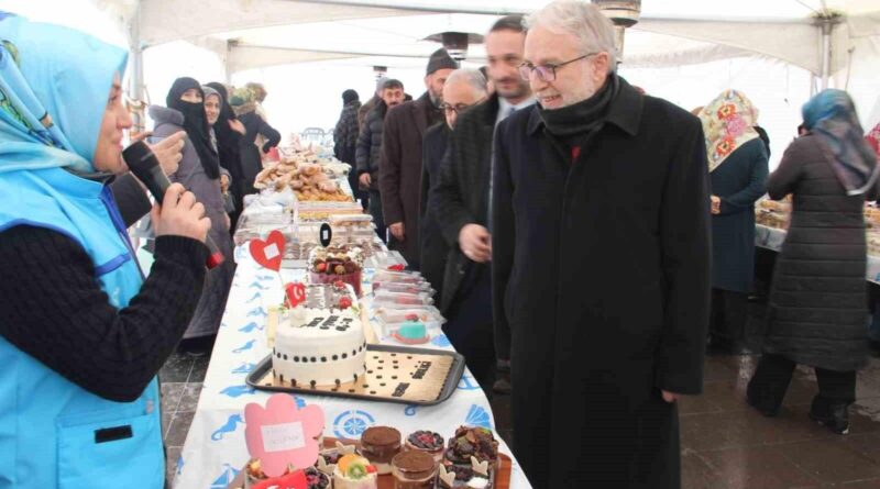 Erzurum'da Deprem Bölgesi için Hayır Çarşısı 1