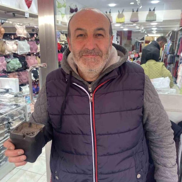 Eskişehir'de yere atılan sigara izmaritleri-3