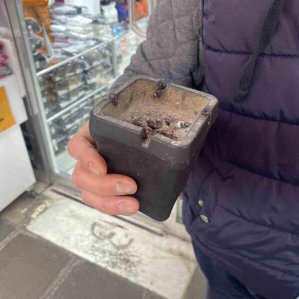Eskişehirli esnafların izmarit atan vatandaşlara tepkisi-2