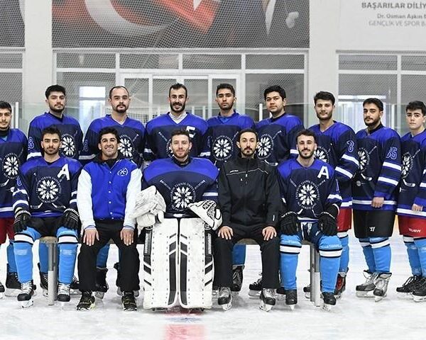 ETÜ Buz Hokeyi Erkek Takımı-2