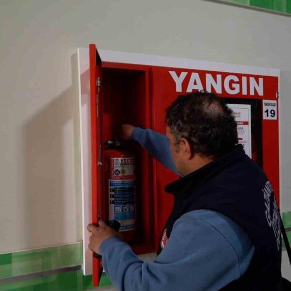 Gaziantep Büyükşehir Belediyesi ekipleri yangın güvenliği denetimi yapıyor-1