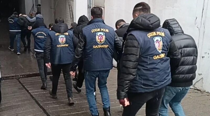 Gaziantep'te Sosyal Medya Tartışması Sonrası Bıçaklanma: 2 Şüpheli Tutuklandı 1