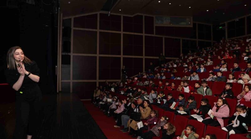 Hümeyra Koçer Köylü Nilüfer'de Çocuklarla Buluştu 6