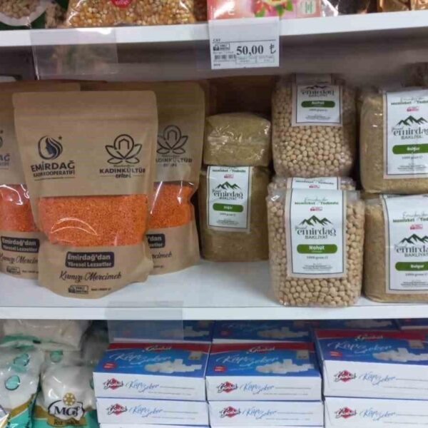 Kadın kooperatifi üyeleri