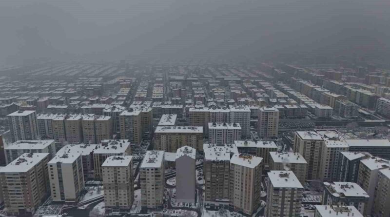 Kayseri Beyazılarak Kar Yağışı Etkisini Artırdı 1