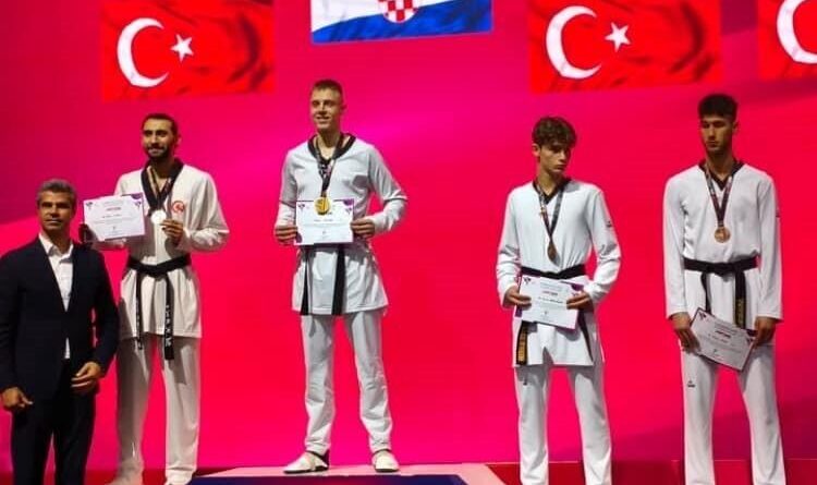 Kayseri'den Mustafa Said Yörükoğlu Antalya'da Taekwondo Türkiye Üçüncüsü Oldu 1