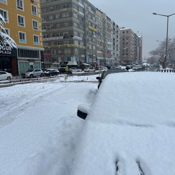 Kayseri'nin karla kaplı manzarası-3