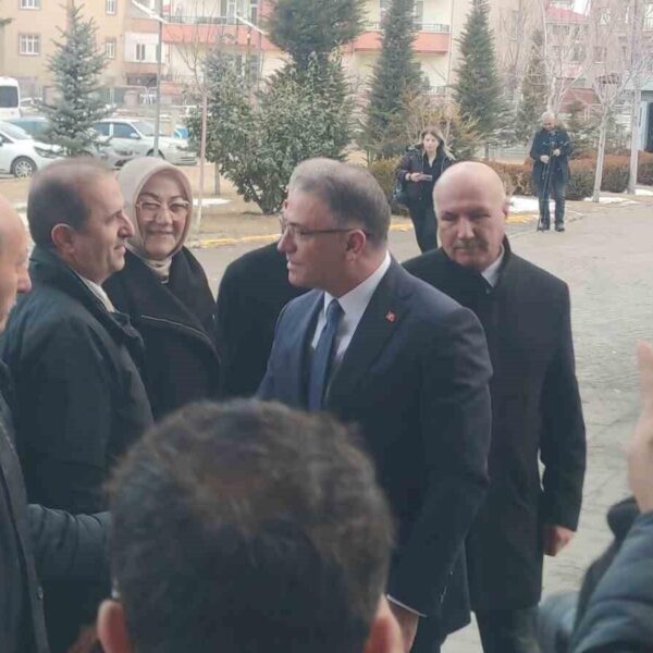 Kayyum olarak atanan Vali Ozan Balcı-2