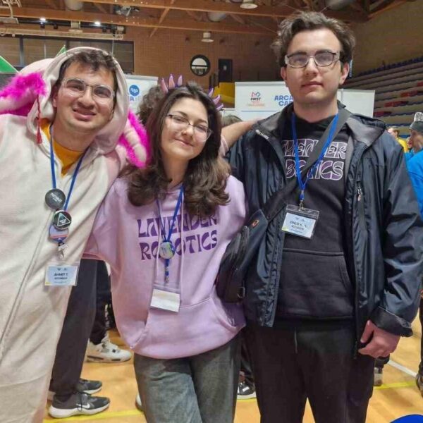 Lavender Robotics Takımı FTC Yarışmasında-1