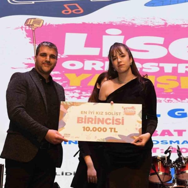 Liseli müzisyenlerin performans gösterdiği Liseli Orkestralar Yarışıyor finali-3