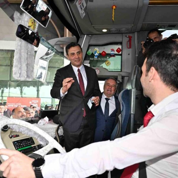 Manisa Seyahat Yönetim Kurulu Başkanı Levent Zibeller ile Manisa Büyükşehir Belediye Başkanı Ferdi Zeyrek-5