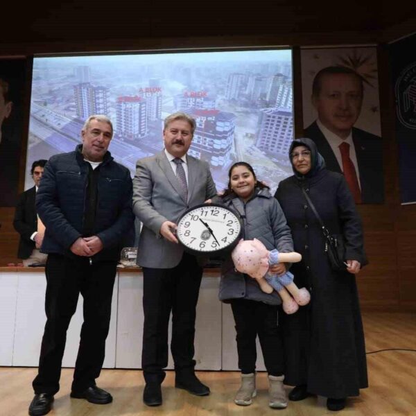 Melikgazi Belediye Başkanı Doç. Dr. Mustafa Palancıoğlu kura çekiminde.-1