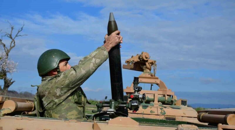 MSB: Erzincan ve Çanakkale'de Havan Atışları 1