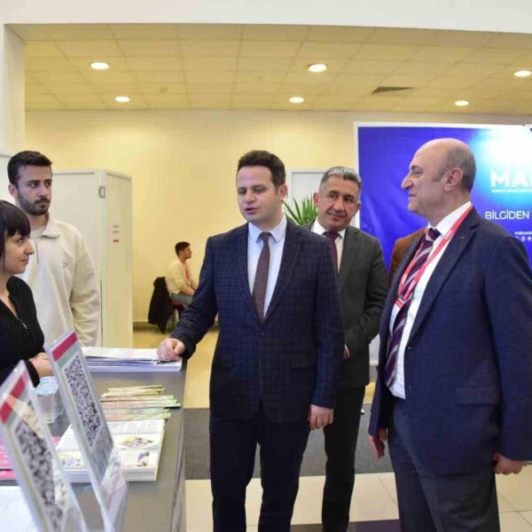 MSKÜ öğrencilerle buluştu.-3