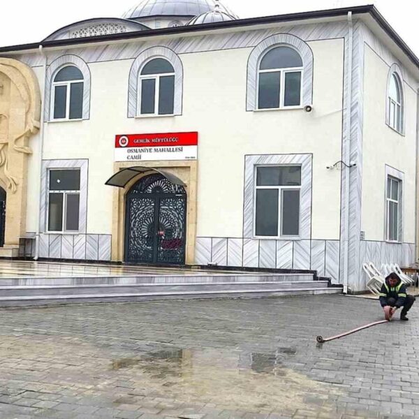 Ramazan öncesi camilerde temizlik çalışmaları-2