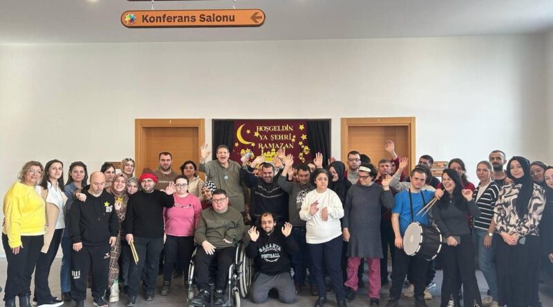 Sakarya Büyükşehir Belediyesi SGM'de Özel Gereksinimli Çocuklarla 'Ramazan'a Hoş Geldin' Etkinliği Düzenledi 1
